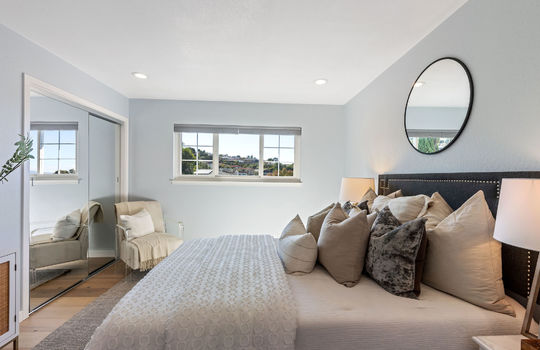 bedroom449