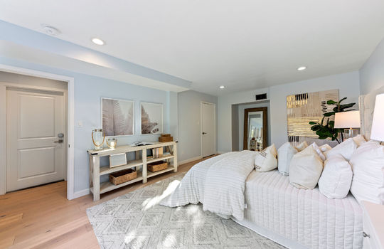 downstairsbedroom60