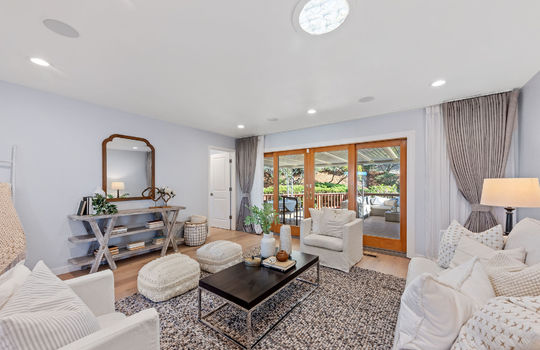 familyroom28