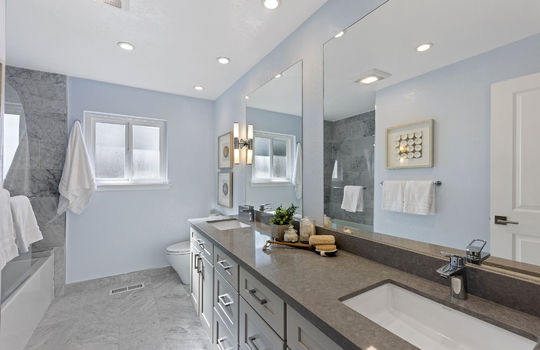 hallwaybath45