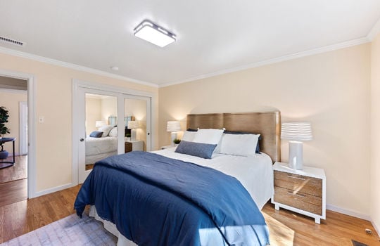 bedroom323
