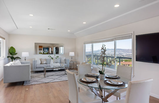 familyroomupstairs25