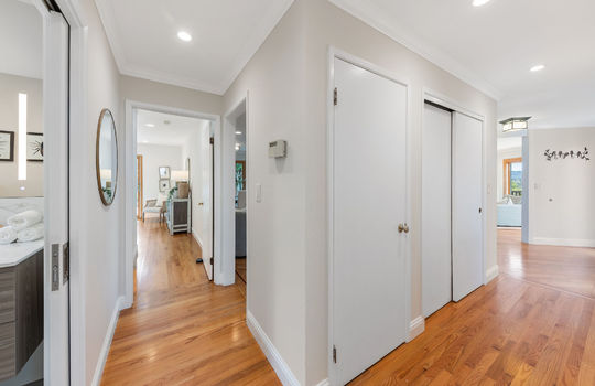 hallway33