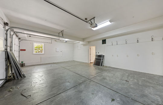 lowerlevelgarage67