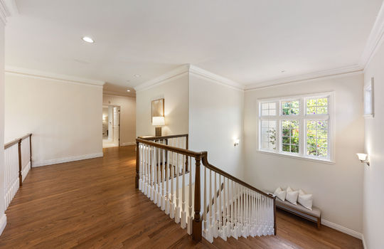upstairshallway43