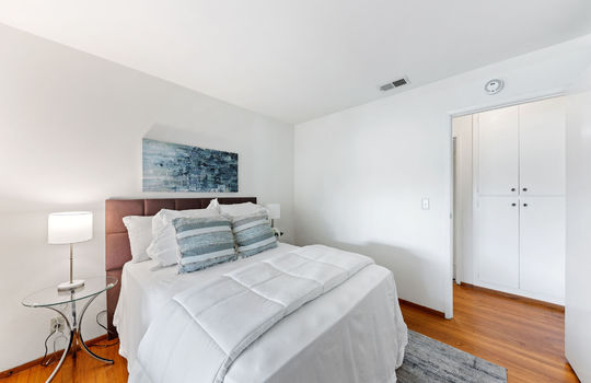 bedroom129