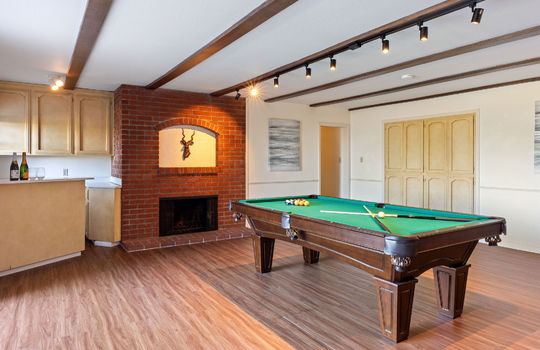 downstairsfamilyroom43