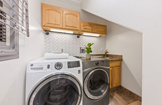 laundryroom27