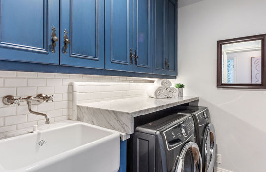 laundryroomupstairs74