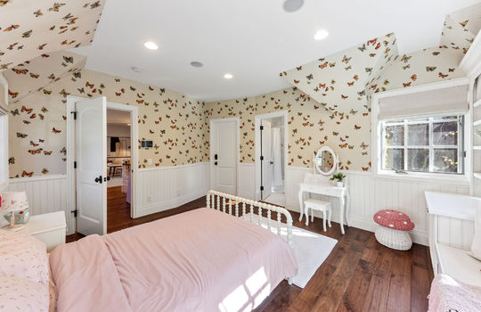 upstairsbedroom166