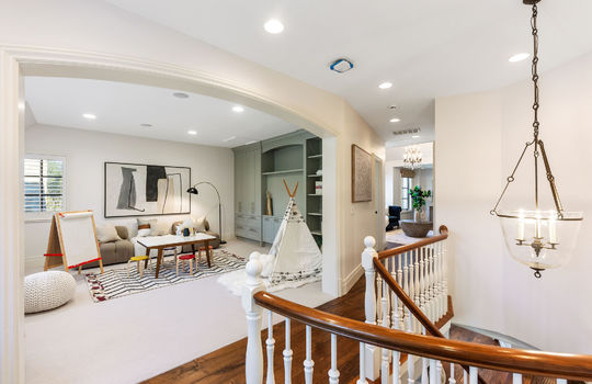 upstairsfoyer69