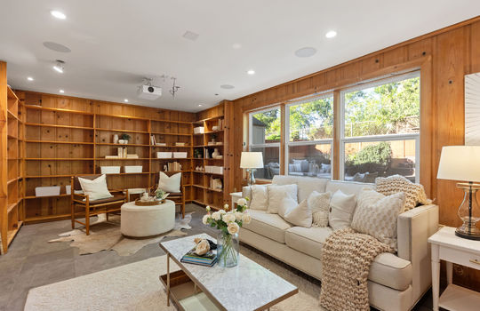 familyroomdownstairs24