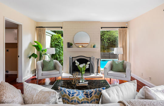 familyroom1