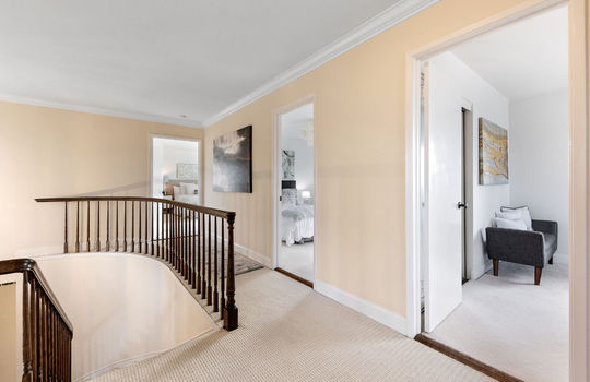 upstairshallway18