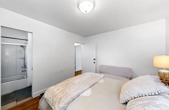 primarybedroom25