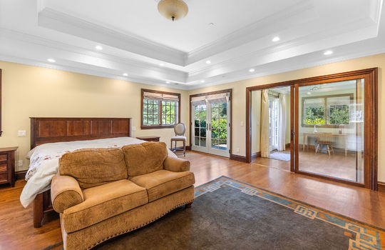 primarybedroomupstairs73
