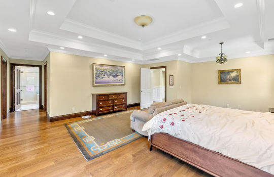 primarybedroomupstairs77
