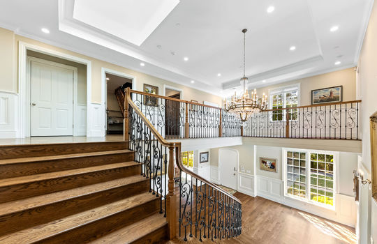 upstairshallway52