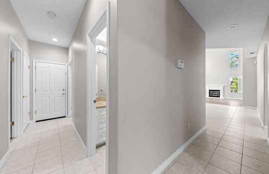 hallwaydownstairs27