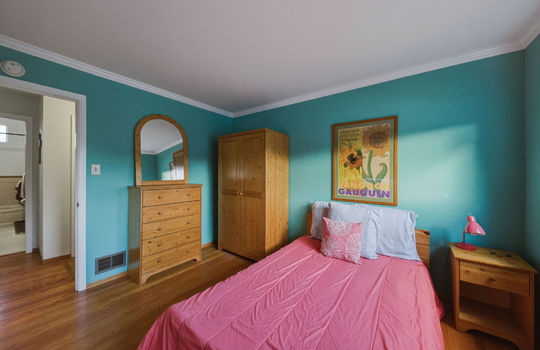 bedroom14