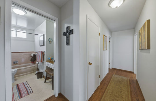 bedroomhallway23
