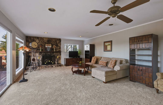 familyroom26