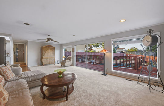 familyroom28