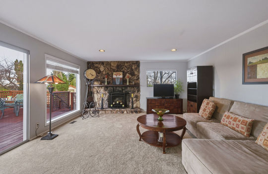 familyroom30