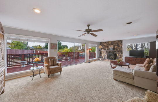 familyroom32