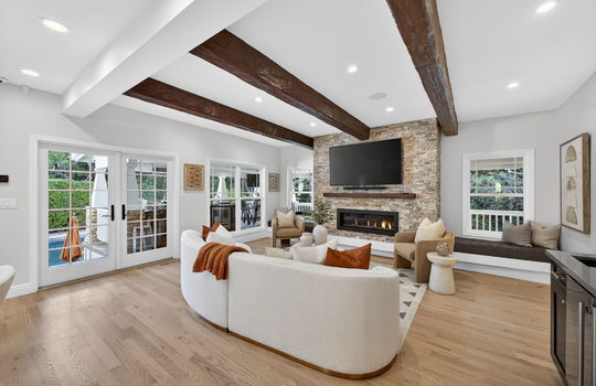 18-web-or-mls-021_FF4A5208