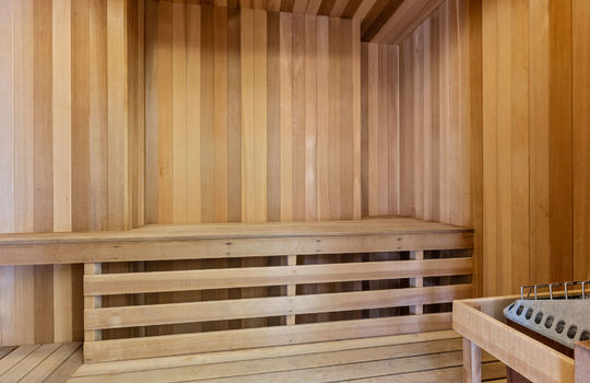 floor_1_pool_house-24