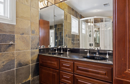 floor_3_bedroom_3-21