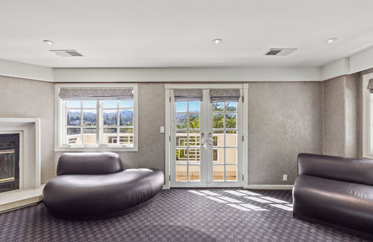 floor_3_master_bedroom-18