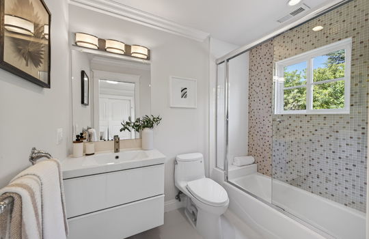 56-web-or-mls-065_FF4A9849