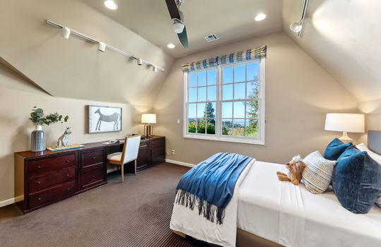 bedroom386