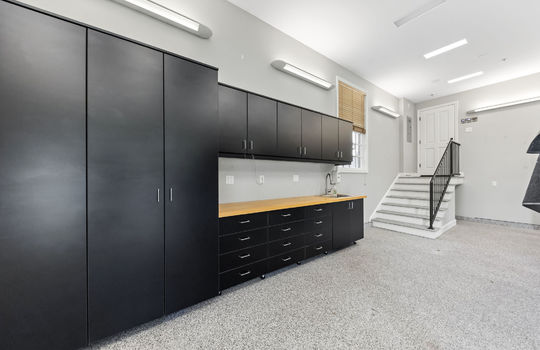 garage170