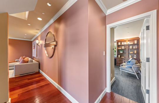 hallwayandstairs74