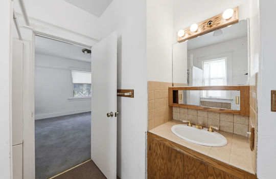 bathroom19