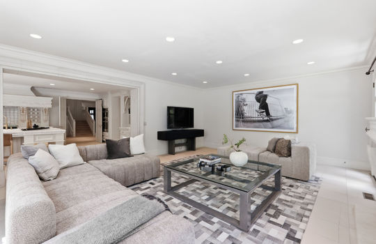 familyroom27