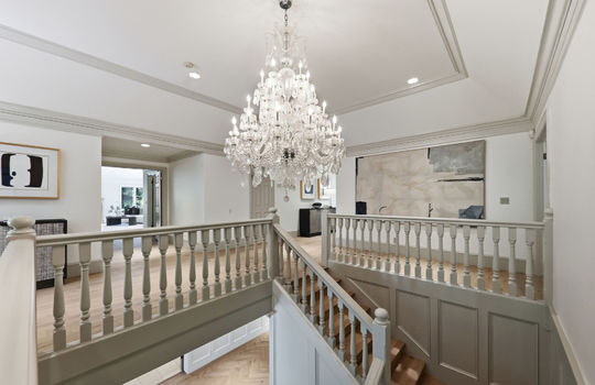upstairshallway62
