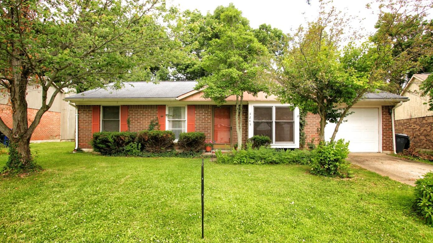 houseforsalelexingtonkentucky00001 bluegrassteam