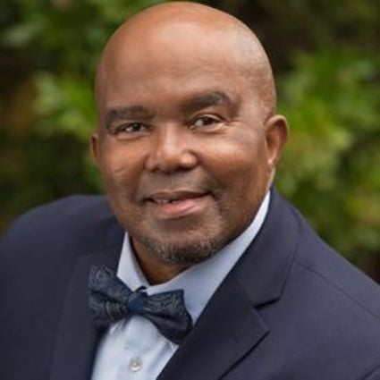 Robert Nongauza